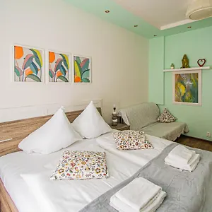 Apartment Ruterra Cimburkova, Prag